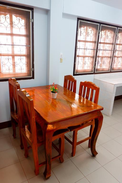 Ban Yenjid Hotell Phra Nakhon Si Ayutthaya Exteriör bild