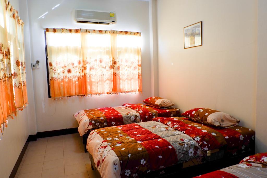 Ban Yenjid Hotell Phra Nakhon Si Ayutthaya Exteriör bild