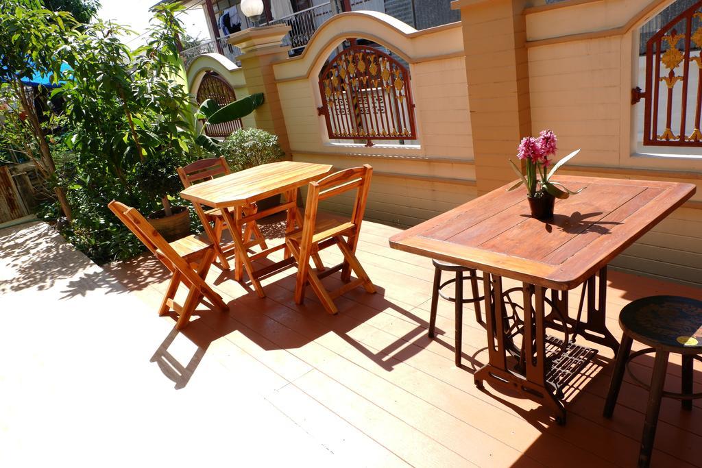 Ban Yenjid Hotell Phra Nakhon Si Ayutthaya Exteriör bild