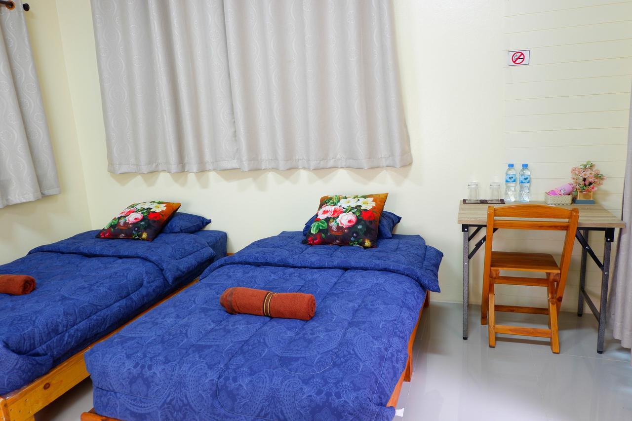 Ban Yenjid Hotell Phra Nakhon Si Ayutthaya Exteriör bild
