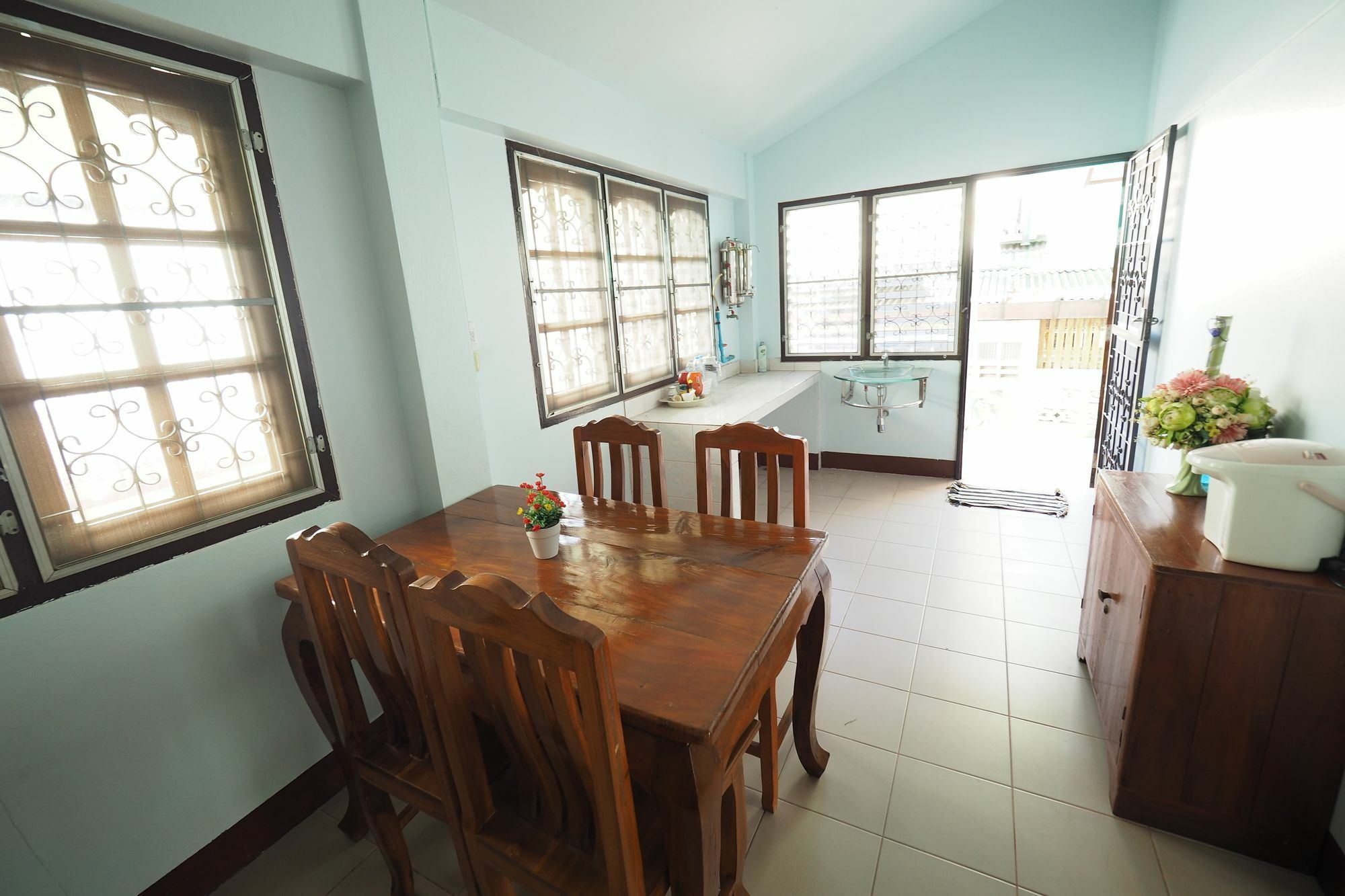 Ban Yenjid Hotell Phra Nakhon Si Ayutthaya Exteriör bild